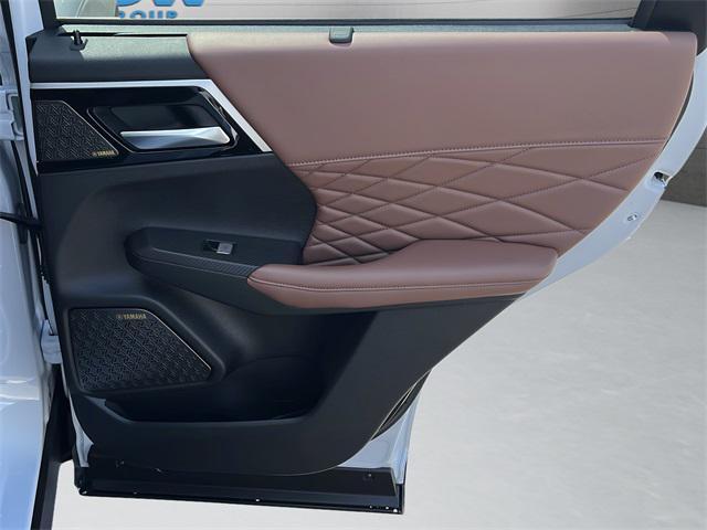 new 2025 Mitsubishi Outlander car, priced at $39,631