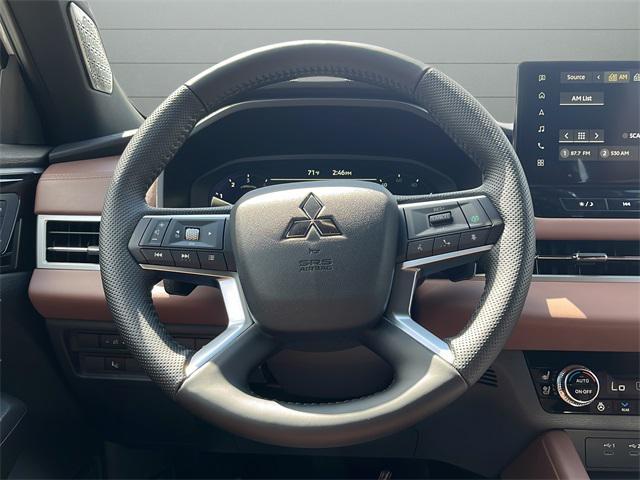 new 2025 Mitsubishi Outlander car, priced at $39,631