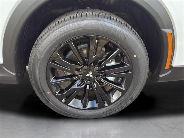 new 2025 Mitsubishi Eclipse Cross car, priced at $27,815