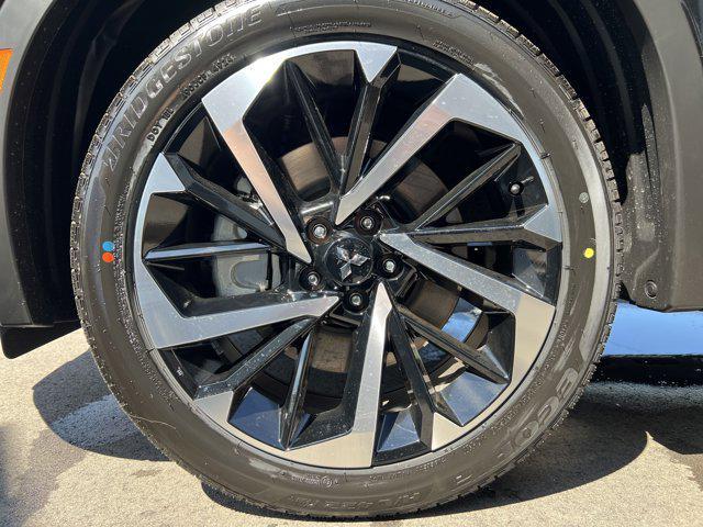 new 2025 Mitsubishi Outlander PHEV car, priced at $47,786