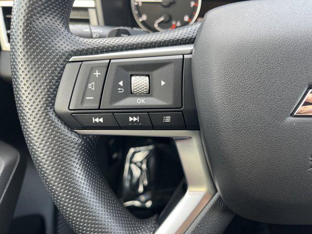 new 2025 Mitsubishi Outlander car, priced at $27,786