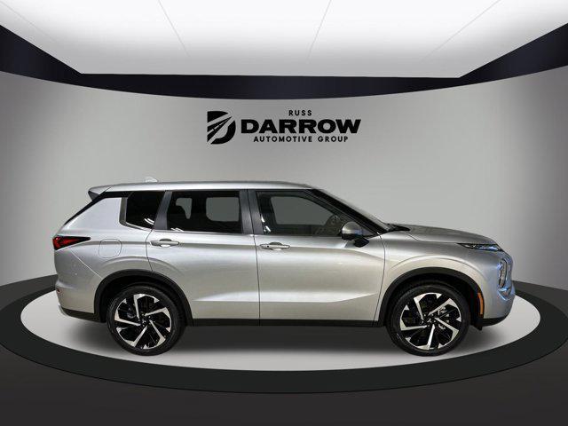 new 2024 Mitsubishi Outlander car, priced at $29,108