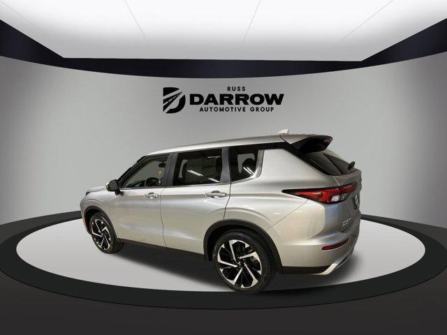 new 2024 Mitsubishi Outlander car, priced at $29,108