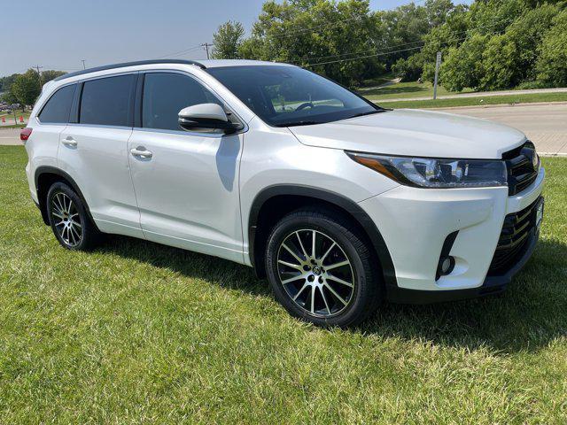 used 2017 Toyota Highlander car, priced at $14,994