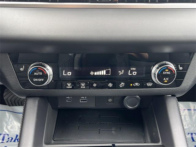 new 2025 Mitsubishi Outlander PHEV car, priced at $40,433