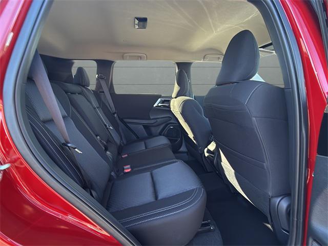 new 2025 Mitsubishi Outlander car, priced at $30,253