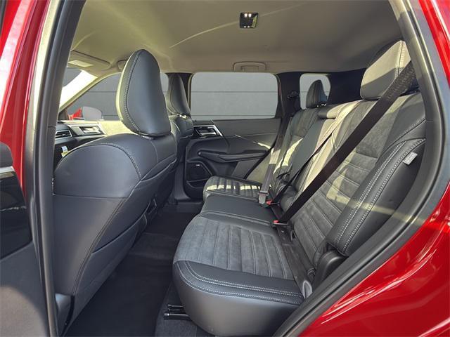 new 2025 Mitsubishi Outlander car, priced at $35,098