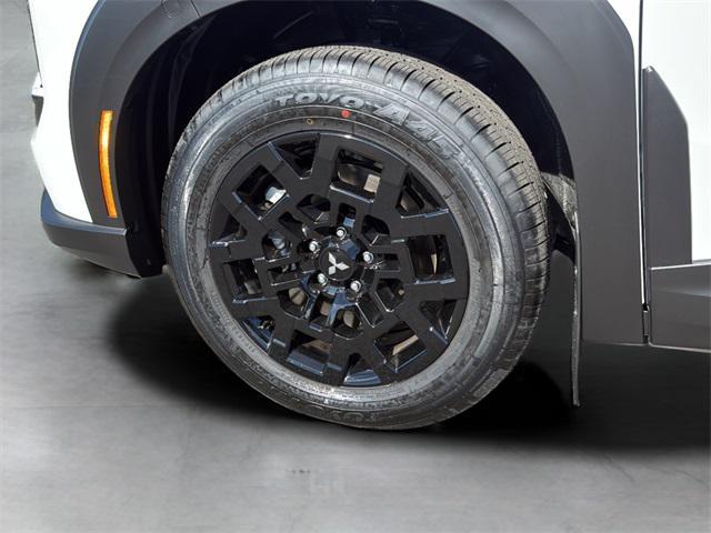 new 2025 Mitsubishi Outlander car, priced at $40,348