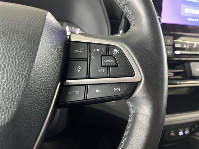 used 2024 Toyota Highlander car, priced at $34,370