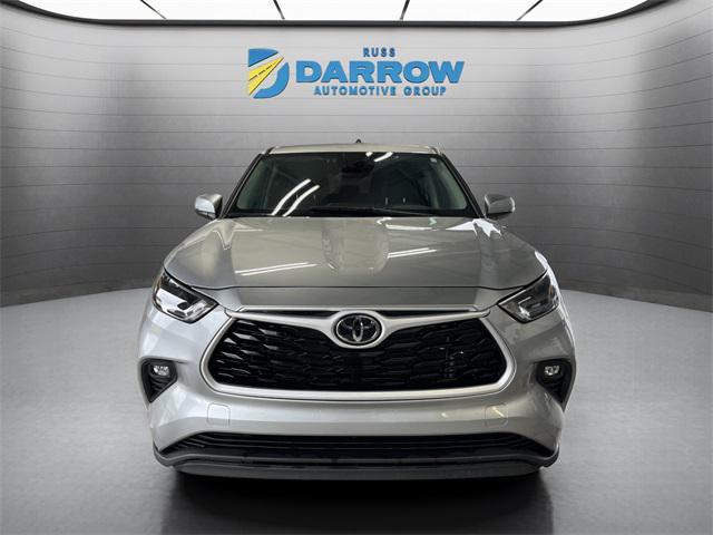 used 2024 Toyota Highlander car, priced at $34,370
