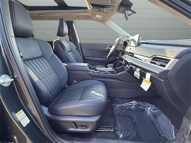 new 2025 Mitsubishi Outlander car, priced at $35,549