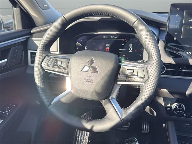 new 2025 Mitsubishi Outlander car, priced at $35,549