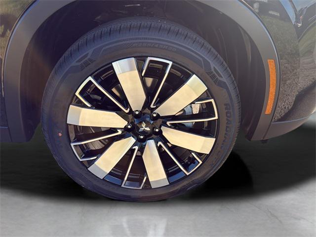 new 2025 Mitsubishi Outlander car, priced at $34,568