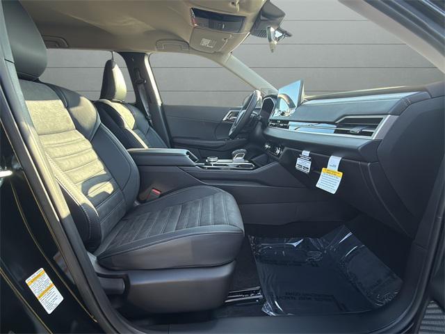 new 2025 Mitsubishi Outlander car, priced at $34,568