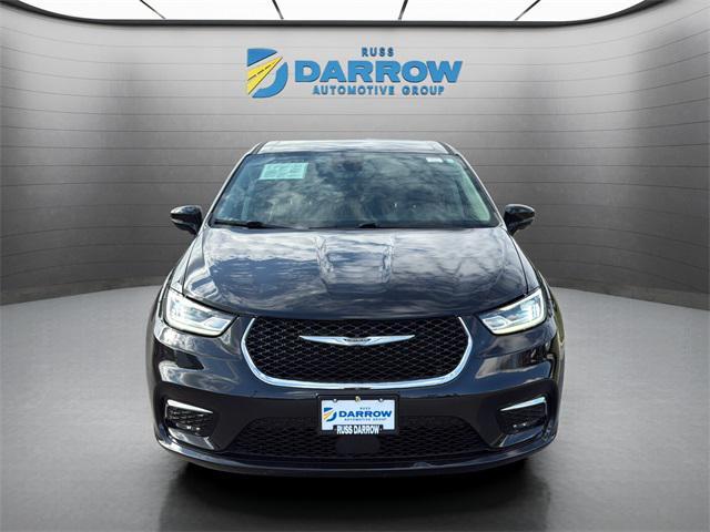 used 2024 Chrysler Pacifica Hybrid car, priced at $26,060