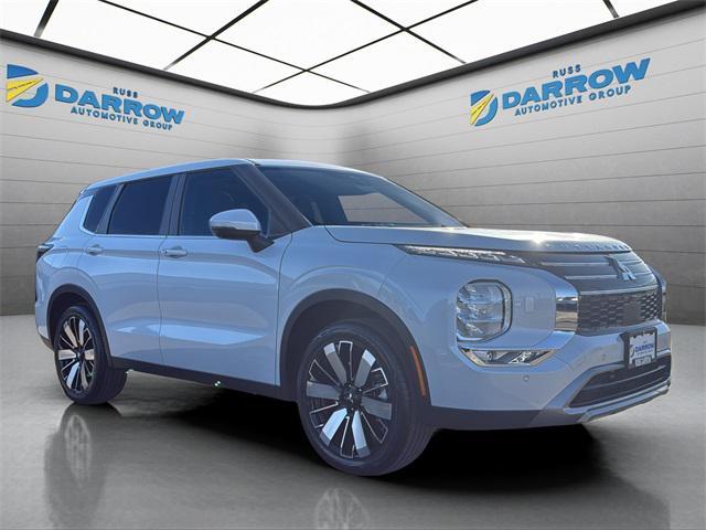 new 2025 Mitsubishi Outlander car, priced at $37,813