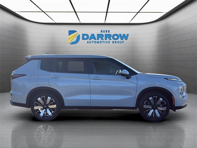 new 2025 Mitsubishi Outlander car, priced at $37,813