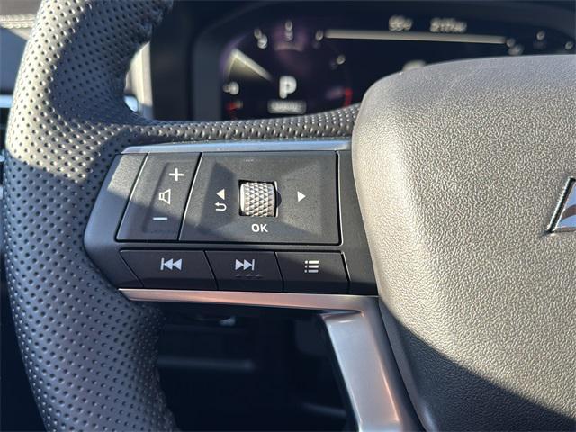 new 2025 Mitsubishi Outlander car, priced at $37,813