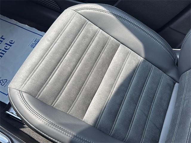 new 2025 Mitsubishi Outlander car, priced at $32,398