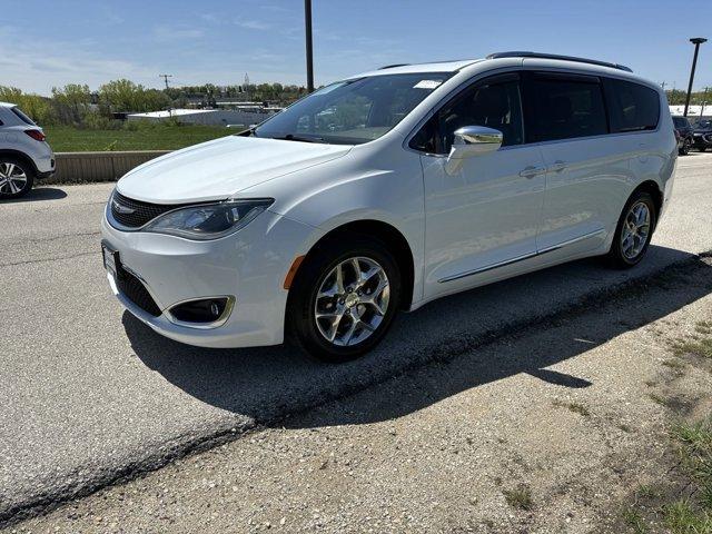 used 2017 Chrysler Pacifica car, priced at $20,318