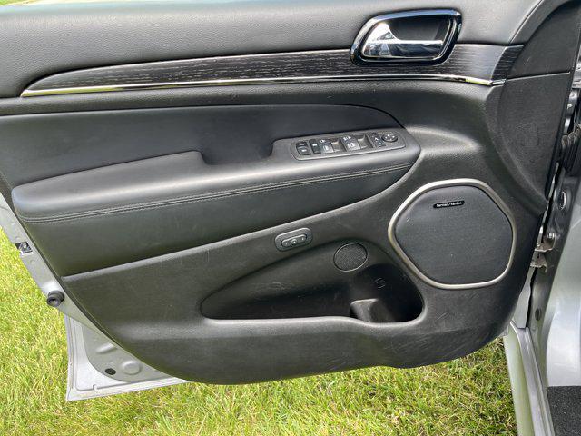 used 2021 Jeep Grand Cherokee car, priced at $31,437