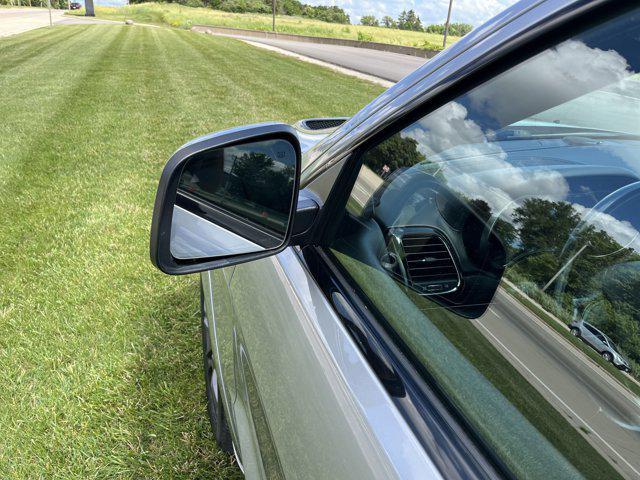 used 2021 Jeep Grand Cherokee car, priced at $31,437