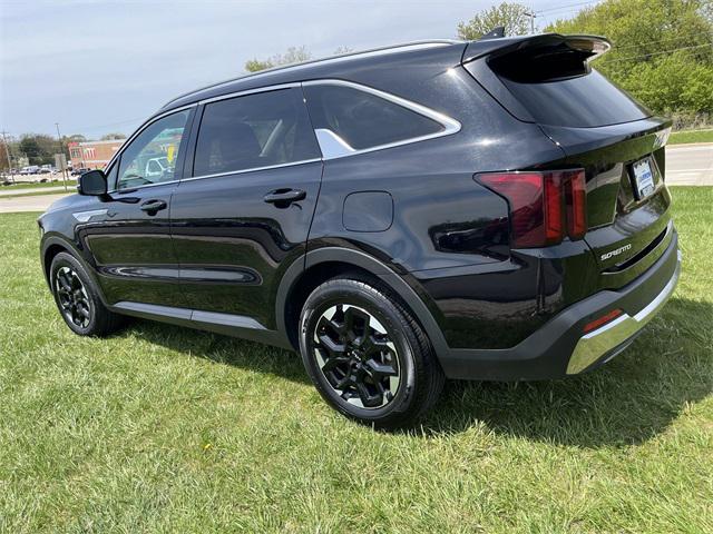 used 2024 Kia Sorento car, priced at $26,200