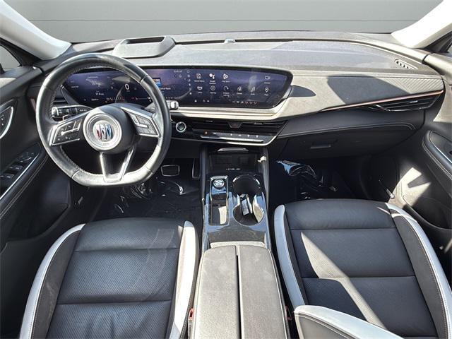 used 2024 Buick Envision car, priced at $27,986