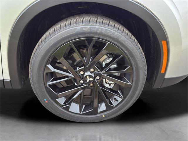 new 2025 Mitsubishi Outlander PHEV car, priced at $43,645