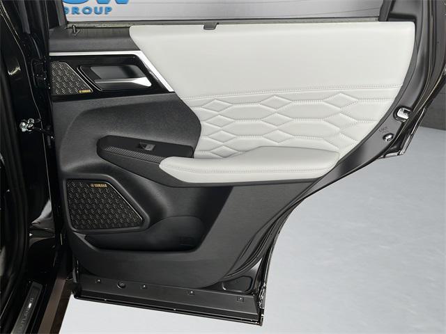 new 2025 Mitsubishi Outlander car, priced at $40,127