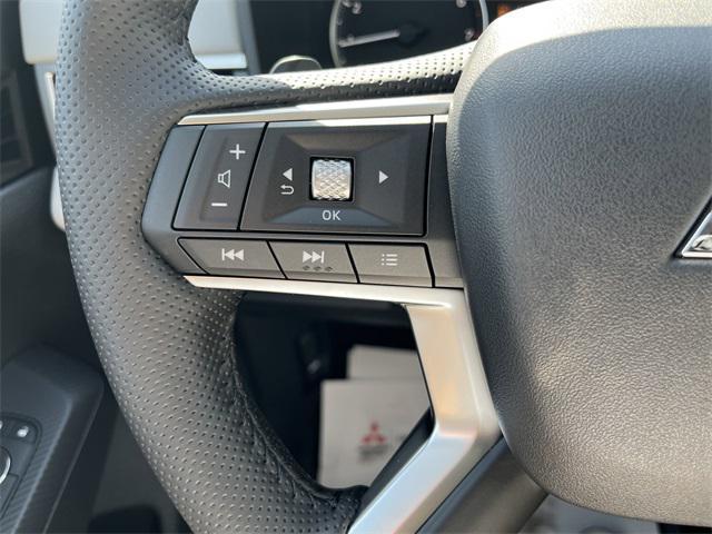 new 2025 Mitsubishi Outlander car, priced at $34,680