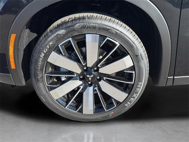 new 2025 Mitsubishi Outlander car, priced at $35,091