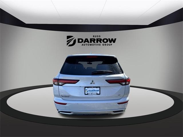 new 2024 Mitsubishi Outlander car, priced at $32,795