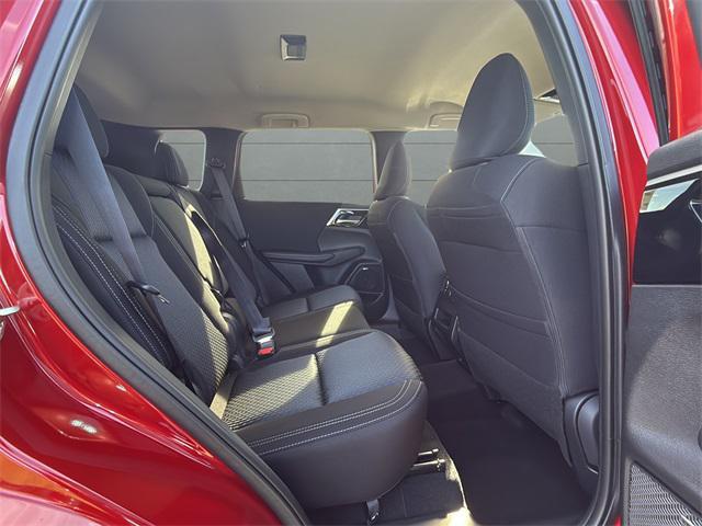 new 2025 Mitsubishi Outlander car, priced at $30,253