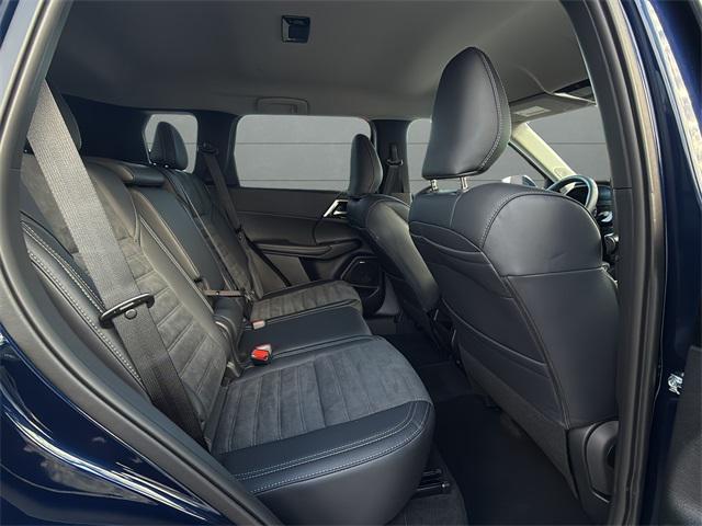 new 2025 Mitsubishi Outlander car, priced at $34,168