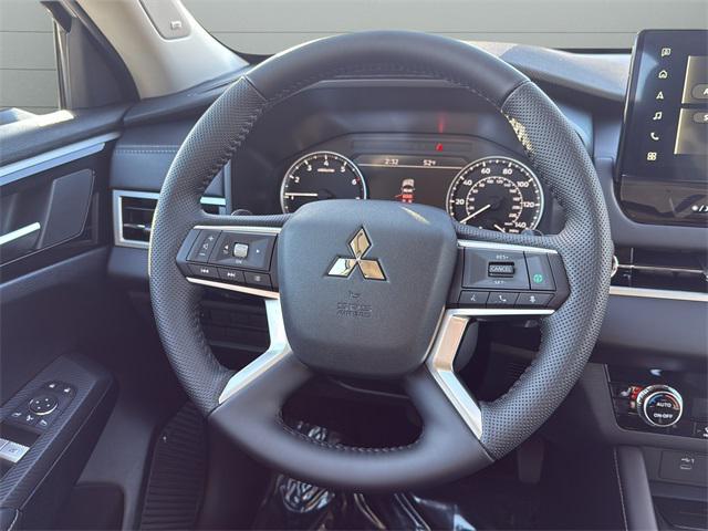 new 2025 Mitsubishi Outlander car, priced at $33,348