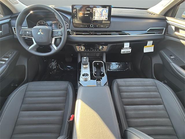 new 2025 Mitsubishi Outlander car, priced at $33,348