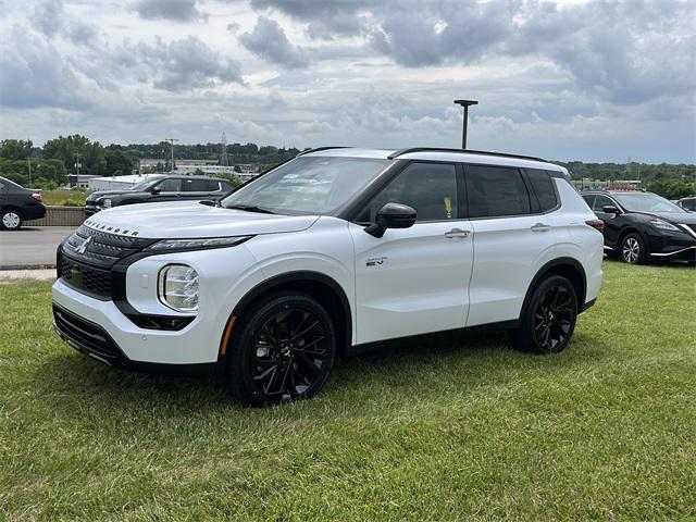 new 2025 Mitsubishi Outlander PHEV car, priced at $46,018