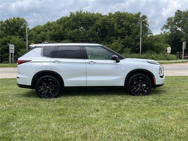 new 2025 Mitsubishi Outlander PHEV car, priced at $46,018