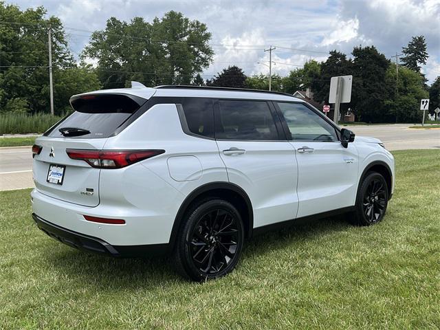 new 2025 Mitsubishi Outlander PHEV car, priced at $46,018