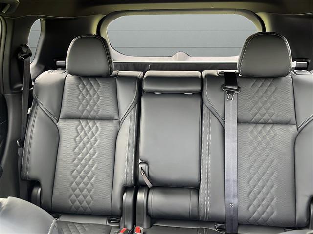 new 2025 Mitsubishi Outlander PHEV car, priced at $46,018