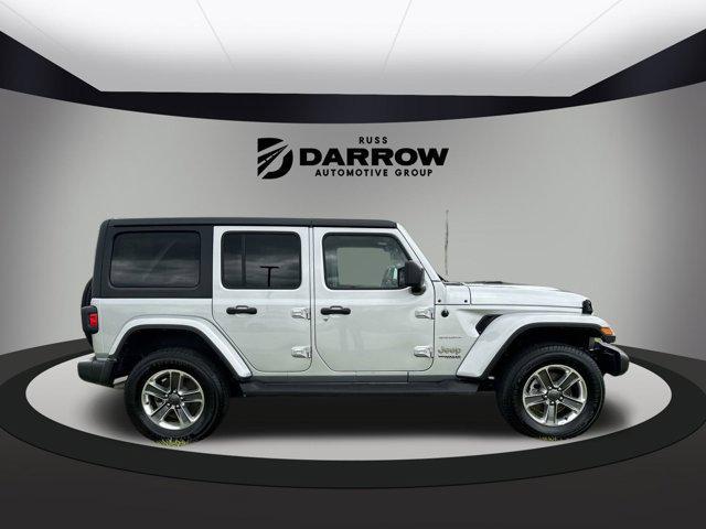 used 2022 Jeep Wrangler Unlimited car, priced at $28,252