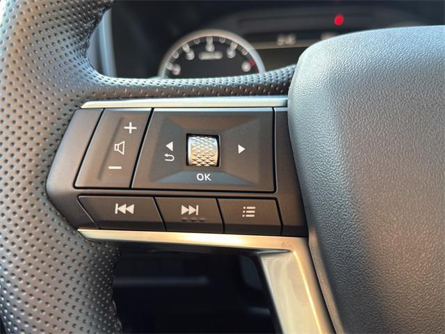 new 2025 Mitsubishi Outlander car, priced at $34,568