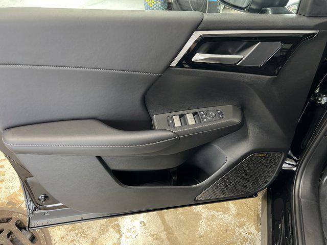new 2025 Mitsubishi Outlander car, priced at $32,786