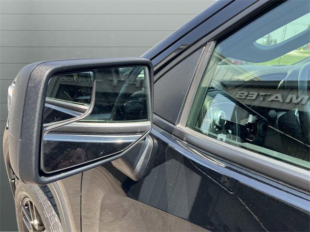 used 2019 GMC Sierra 1500 car, priced at $32,870