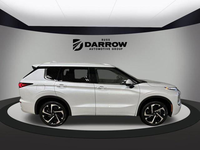 new 2024 Mitsubishi Outlander car, priced at $31,890