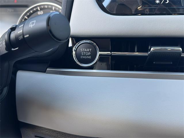 new 2025 Mitsubishi Outlander car, priced at $32,404