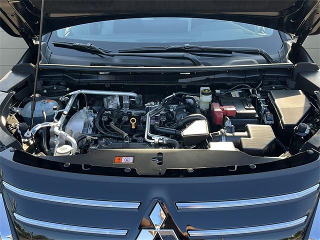 new 2025 Mitsubishi Outlander car, priced at $32,404