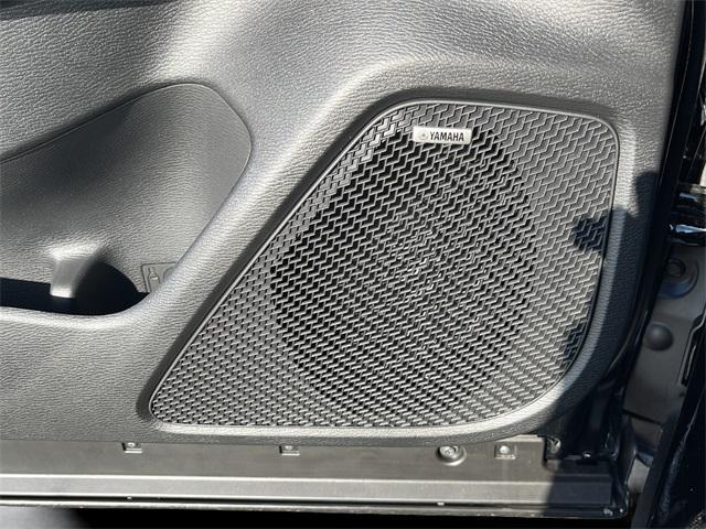 new 2025 Mitsubishi Outlander car, priced at $32,404