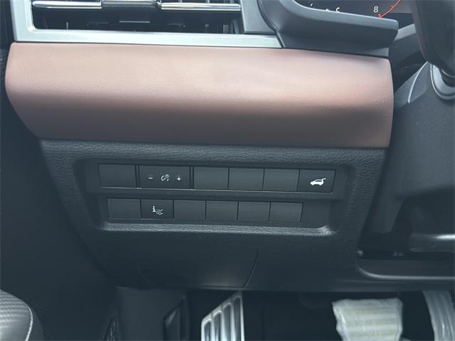 new 2025 Mitsubishi Outlander car, priced at $39,101